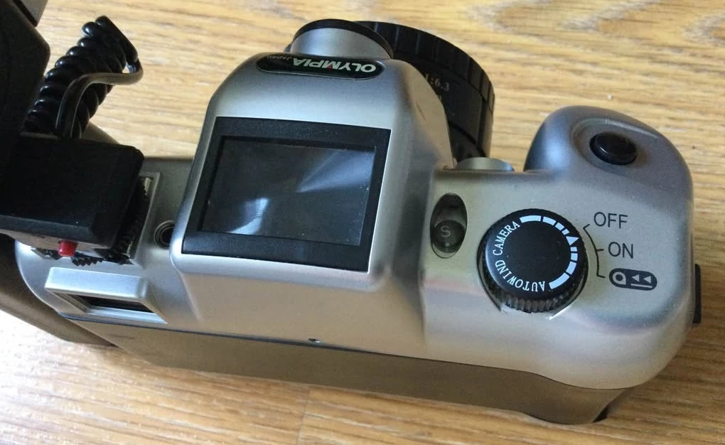 Olympia DL2000A 35mm Film Camera with Flash - photo 4
