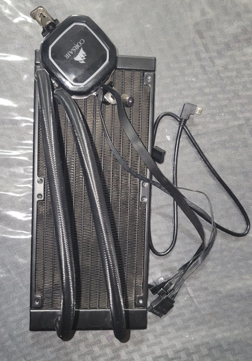 Corsair iCue H100i RGB PRO XT(Please Read Description) - photo 4