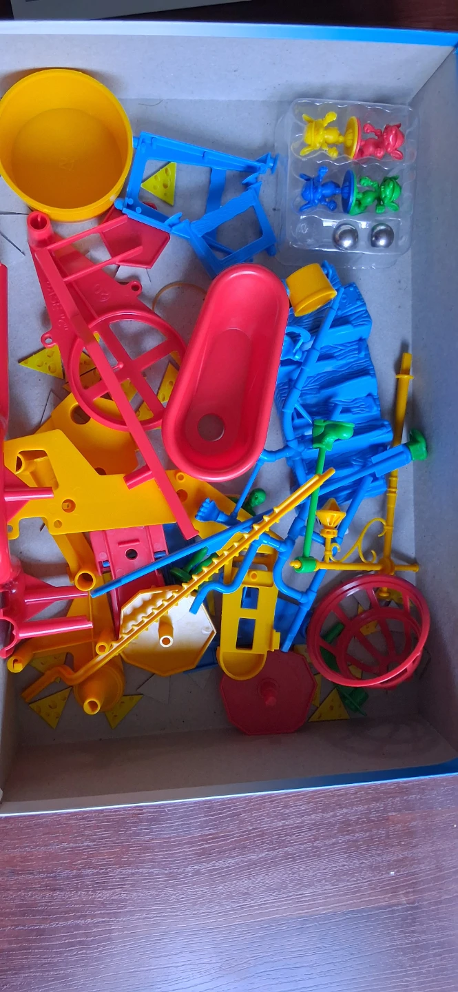 Milton Bradley Mouse Trap Board Game - photo 2