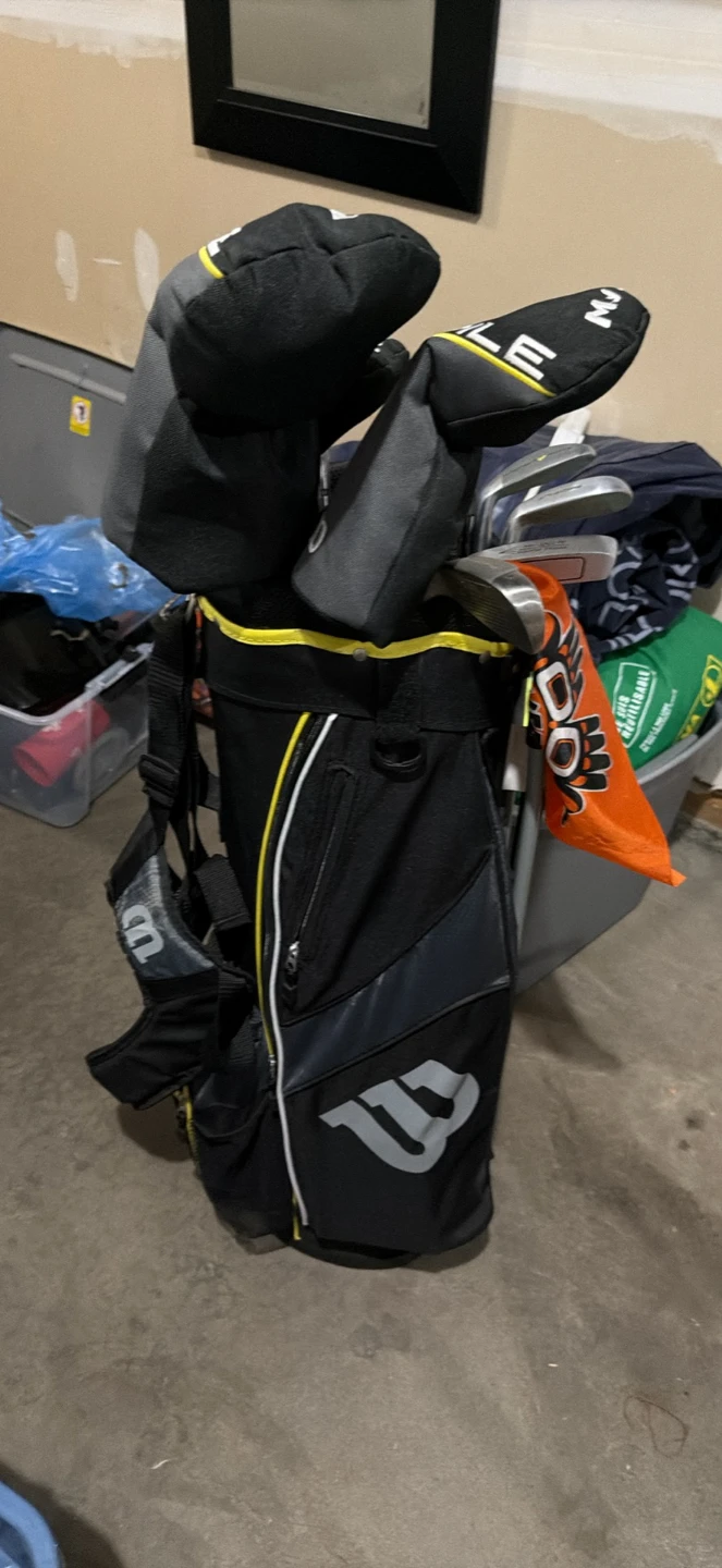 Wilson Profile Golf Club Set with Bag