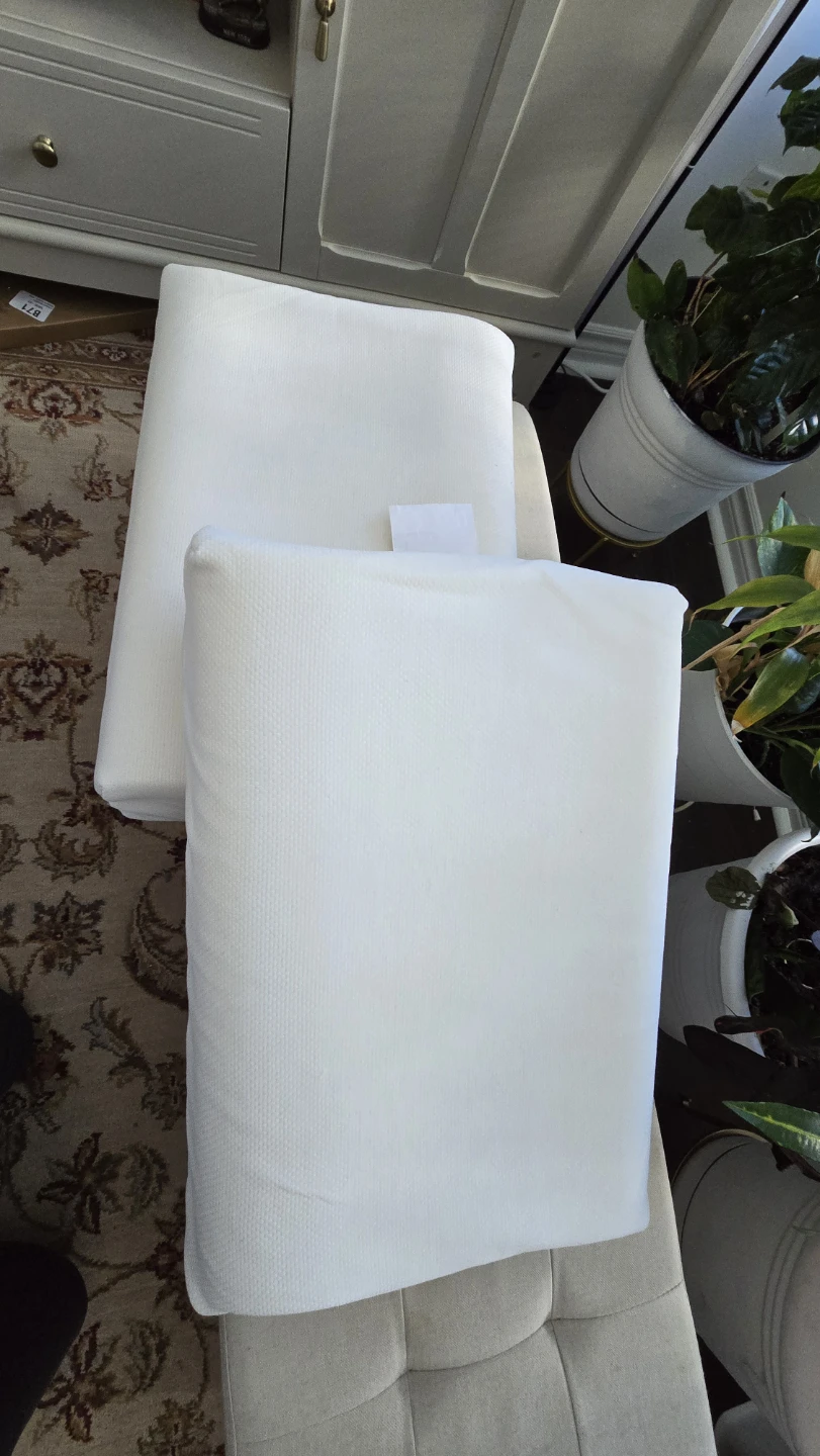 Ikea ergonomic pillows - photo 3