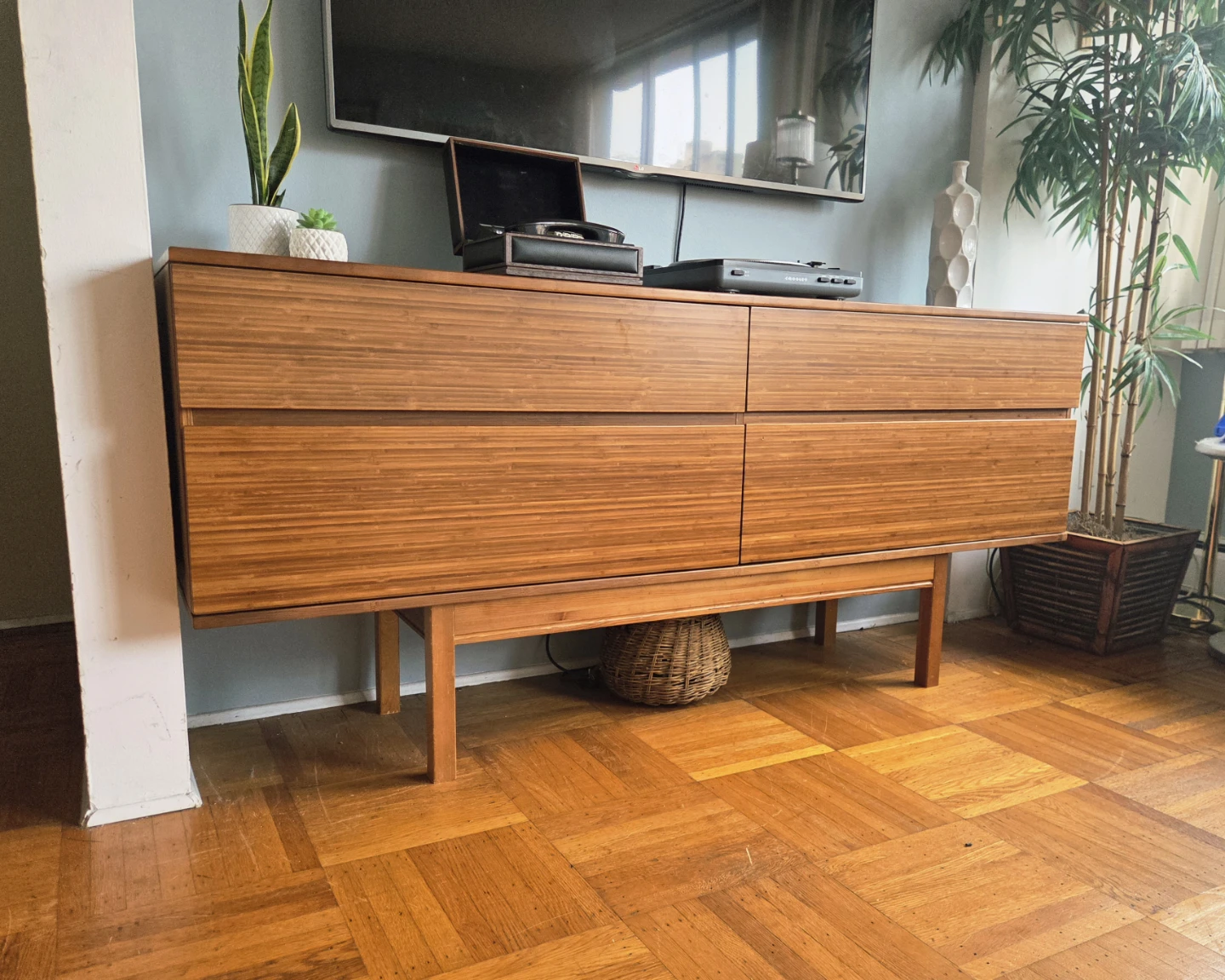 MCM Inspired Ventura Solid Bamboo 4-Drawer Dresser - photo 3