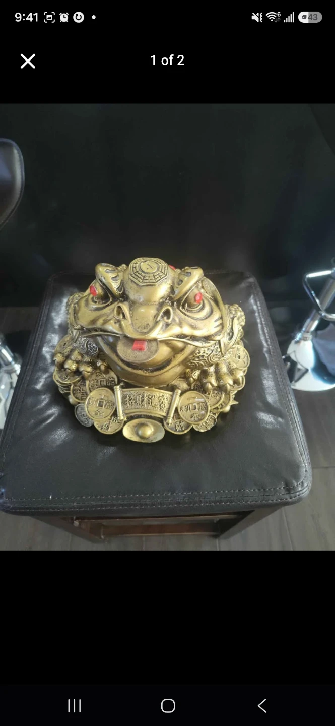 Large Feng Shui Money Toad / Three-Legged Wealth Frog Statue