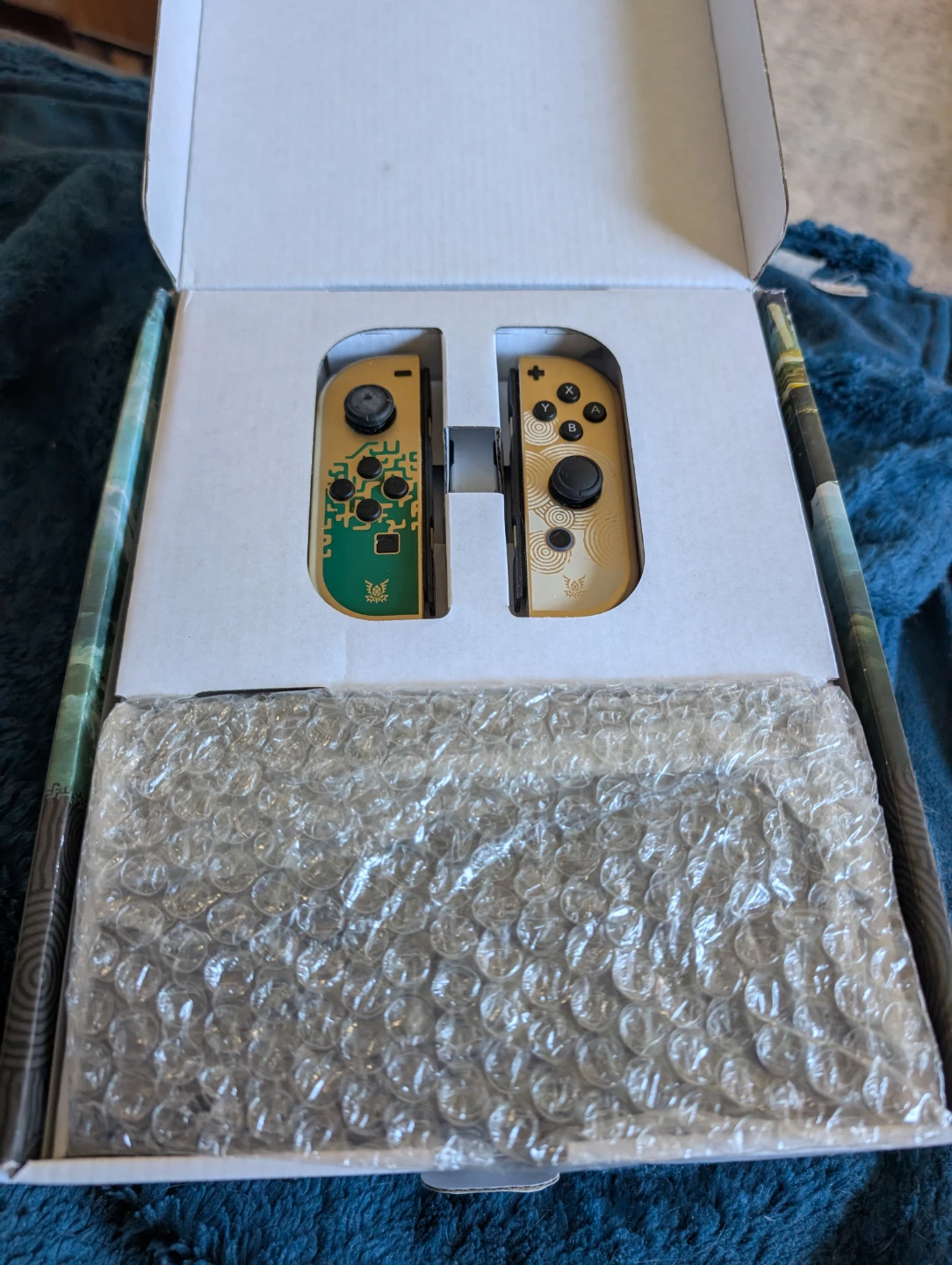 Nintendo Switch OLED The Legend of Zelda Special Edition - photo 2