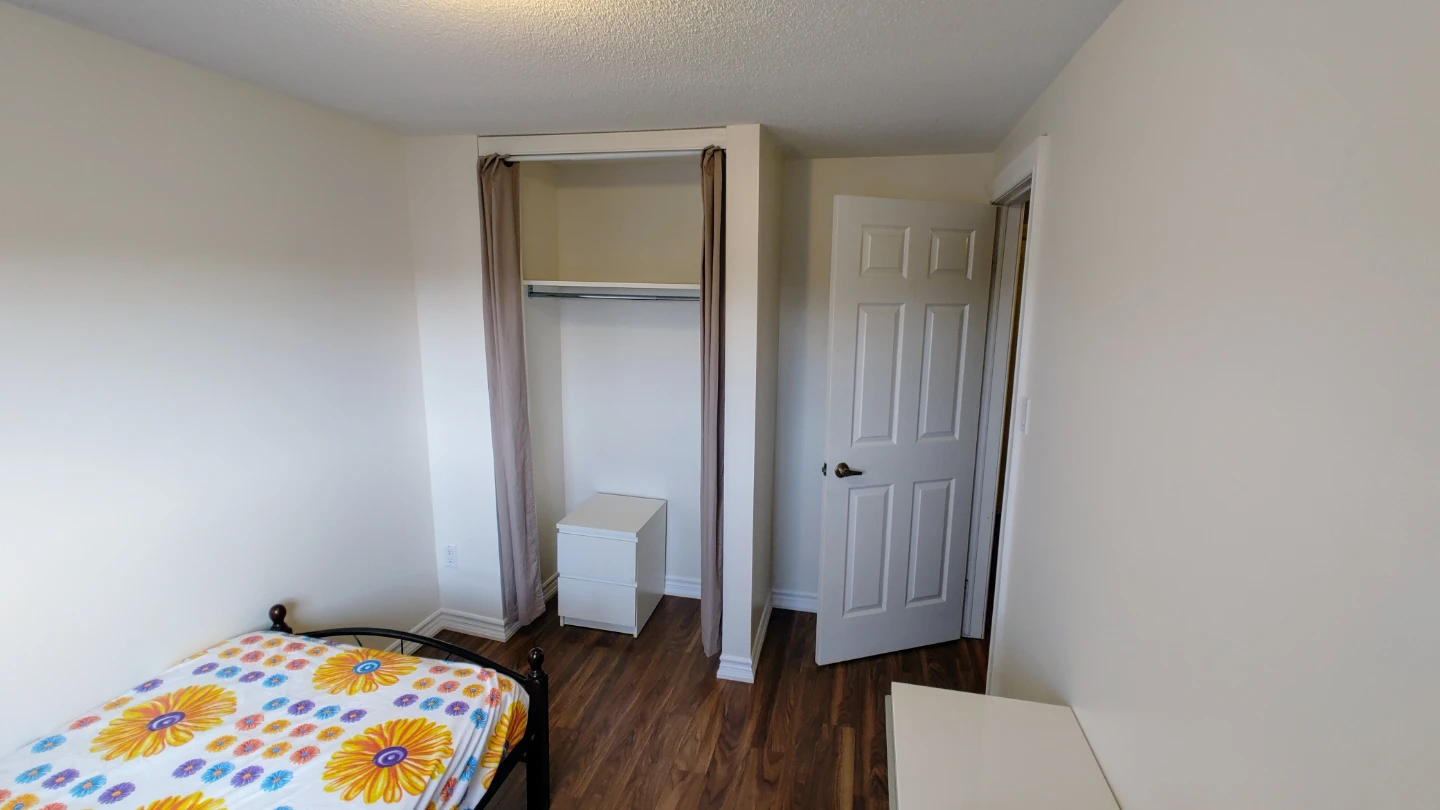 Room for rent - photo 2