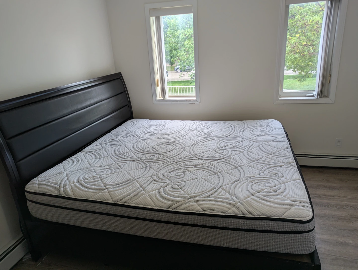 King Size Mattress in great condition - photo 2