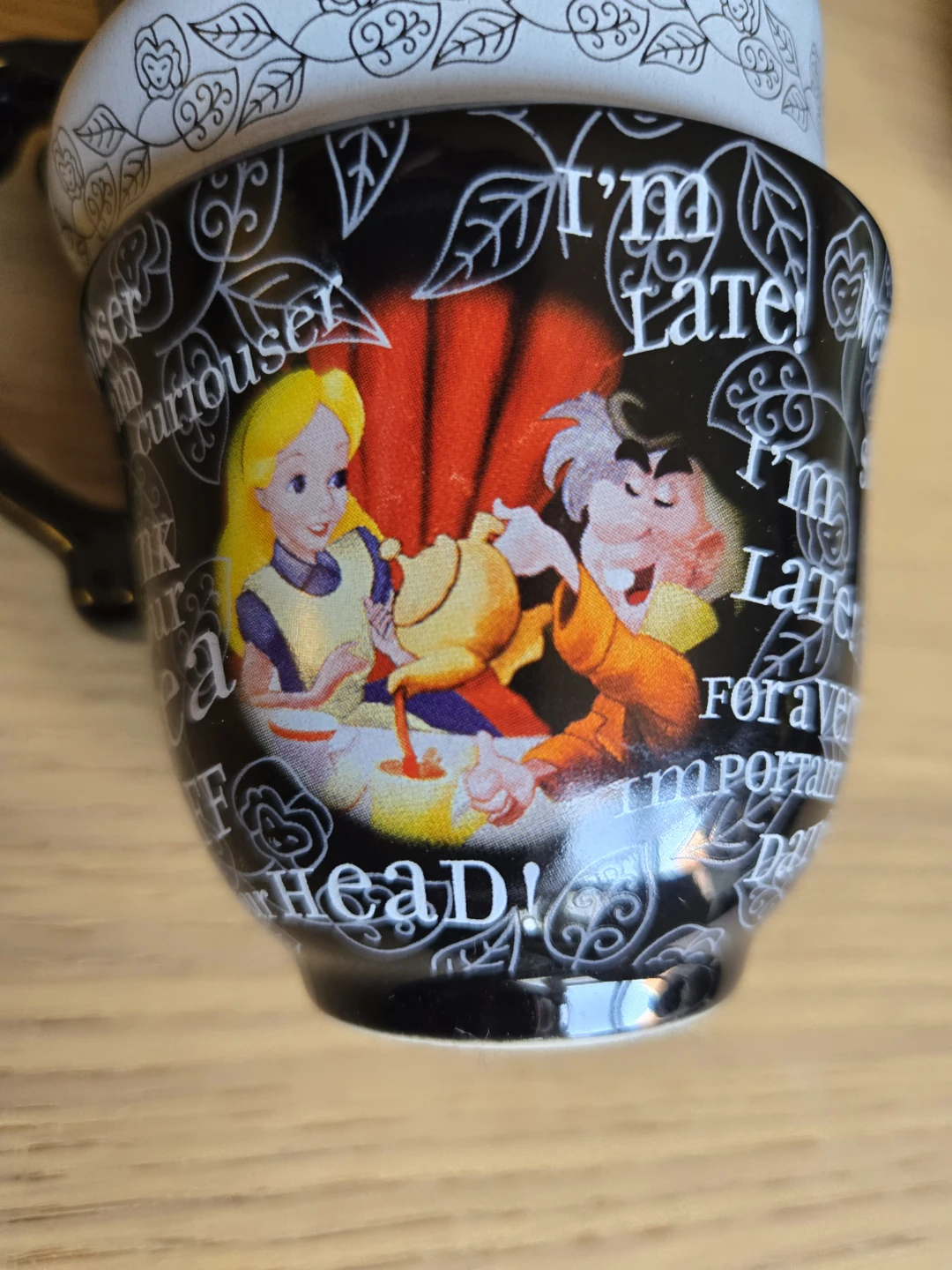 Disney MUG Alice In Wonderland - photo 2