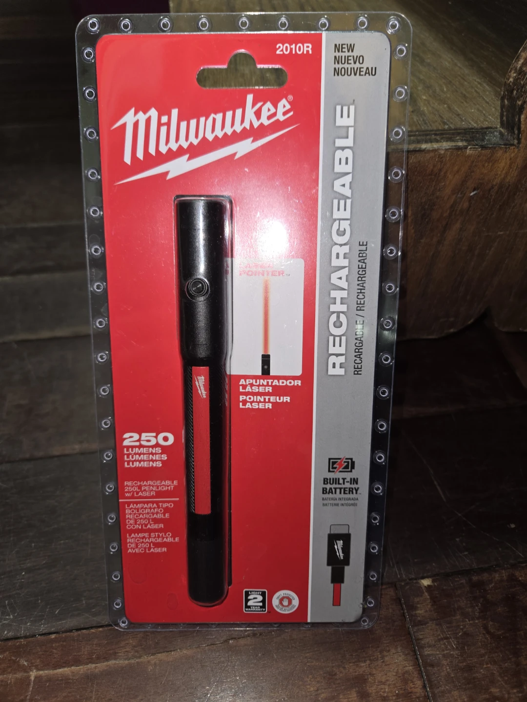 Milwaukee 2010R Rechargeable 250L Penlight with Laser