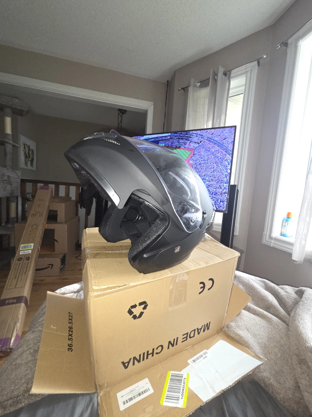 NEW IN BOX Matte Black WT-902 Motorcycle Helmet