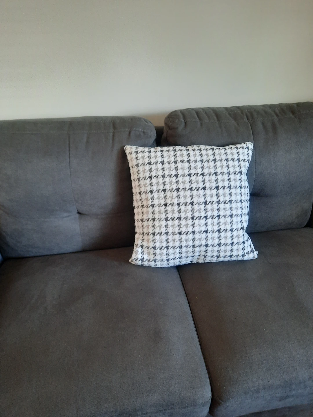 New Cushion cover