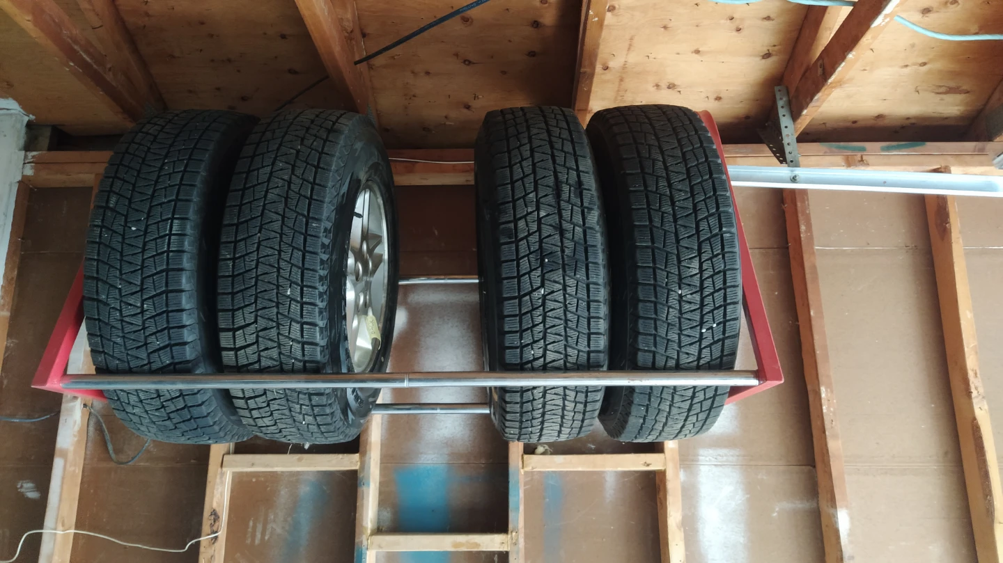 Set of 4 Bridgestone Blizzak Winter Tires w/Silverblade Rims