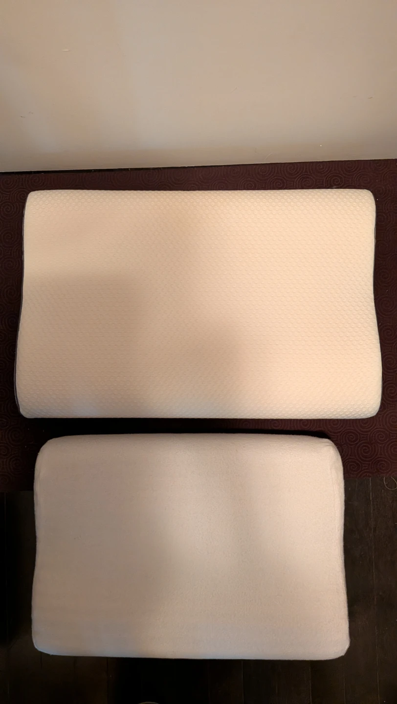 Two ObusForme Pillows - photo 2