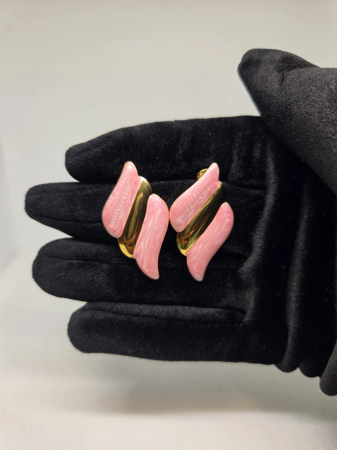 Abstract Pink Gold Swirl Earrings in Stainless Steel - photo 2