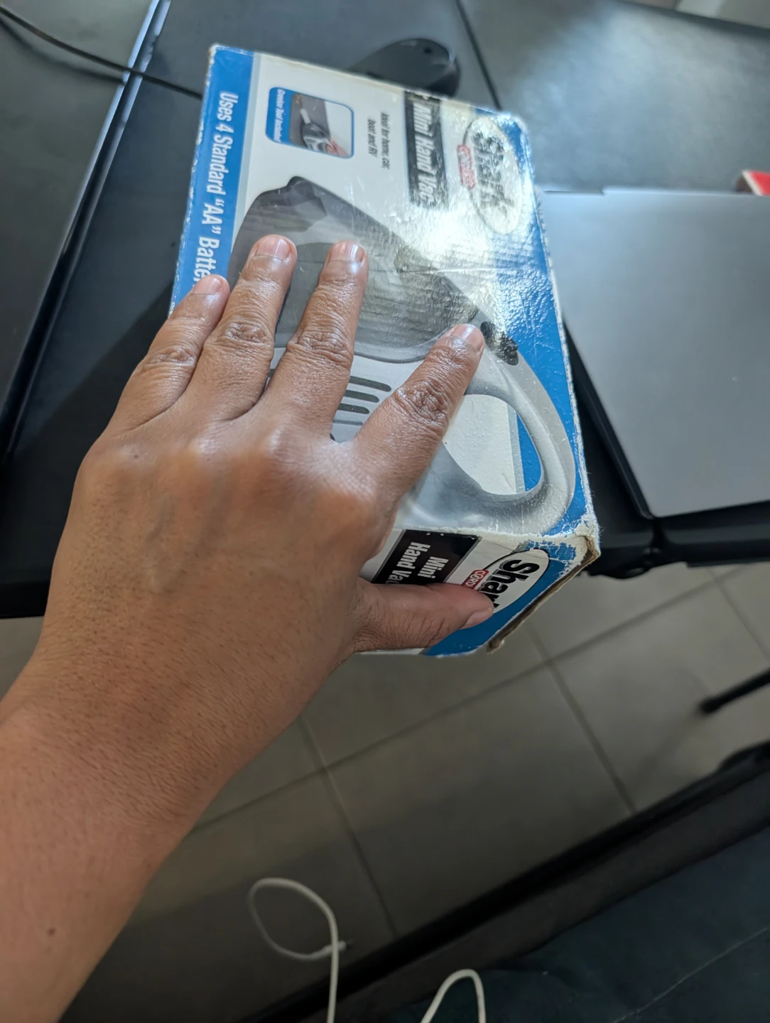 Shark Cordless Mini Hand Vacuum 🏈 - photo 3