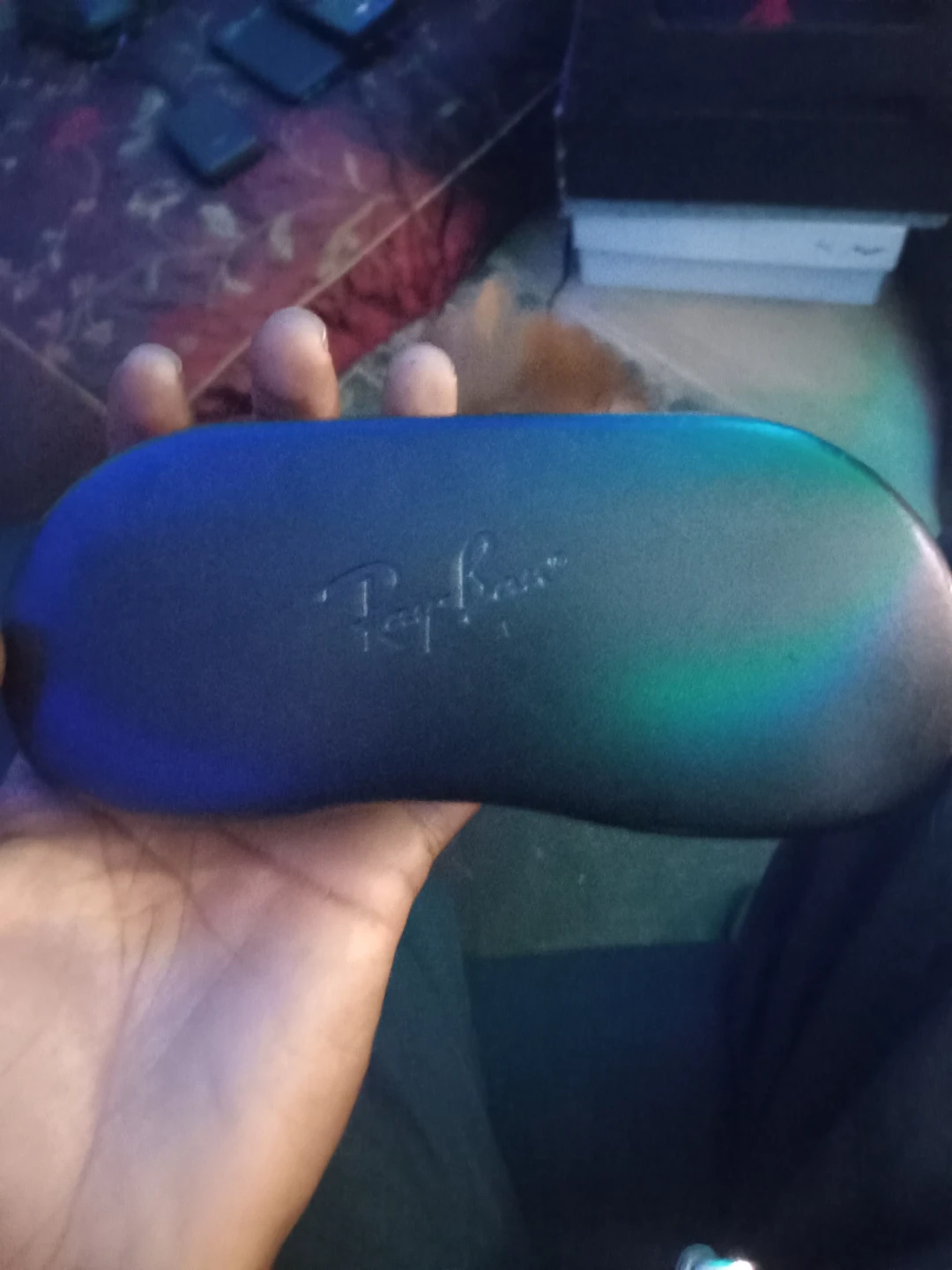 Raybans glasses case