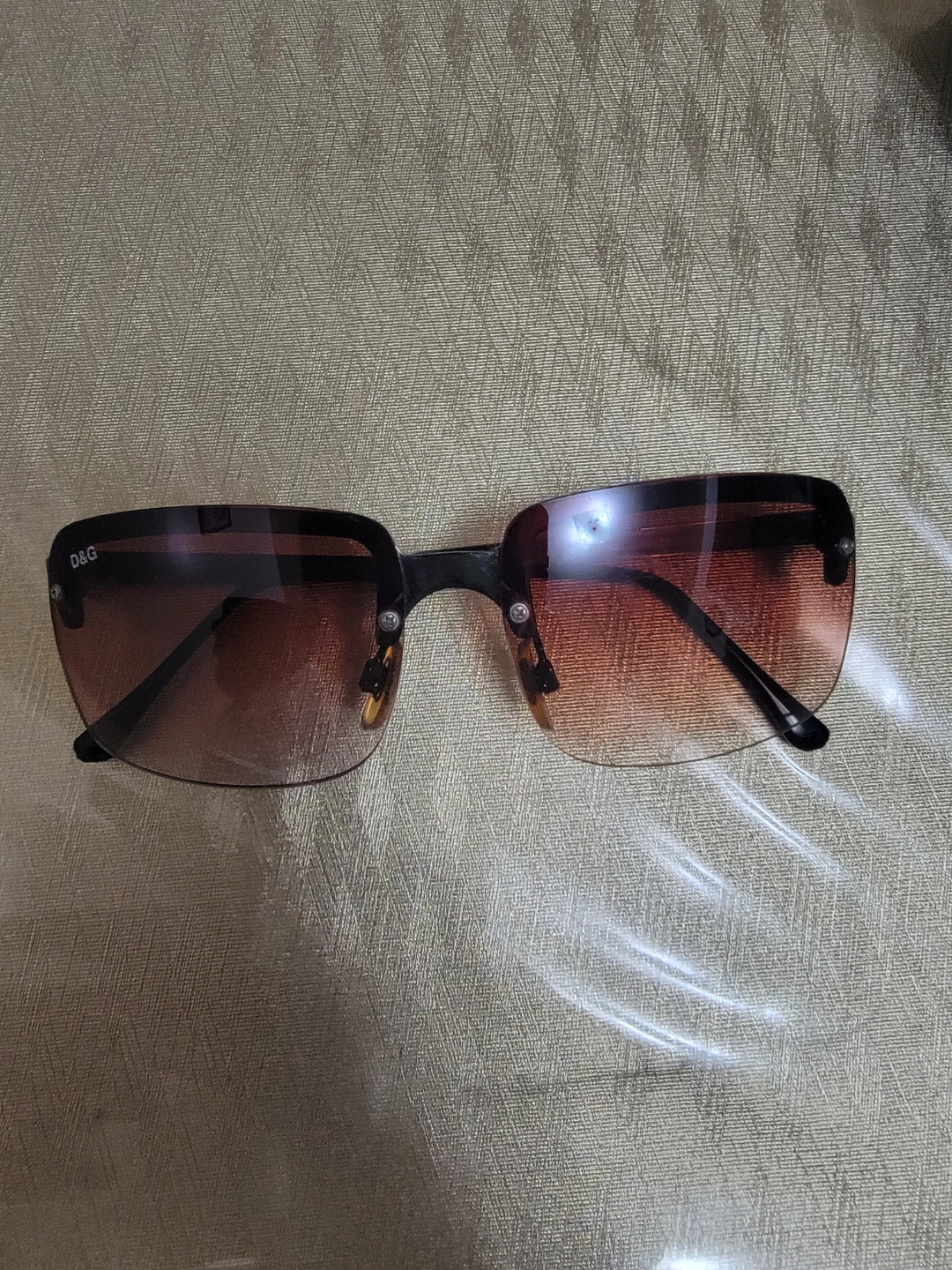 D&G Dolce & Gabbana Sunglasses with Case - photo 2