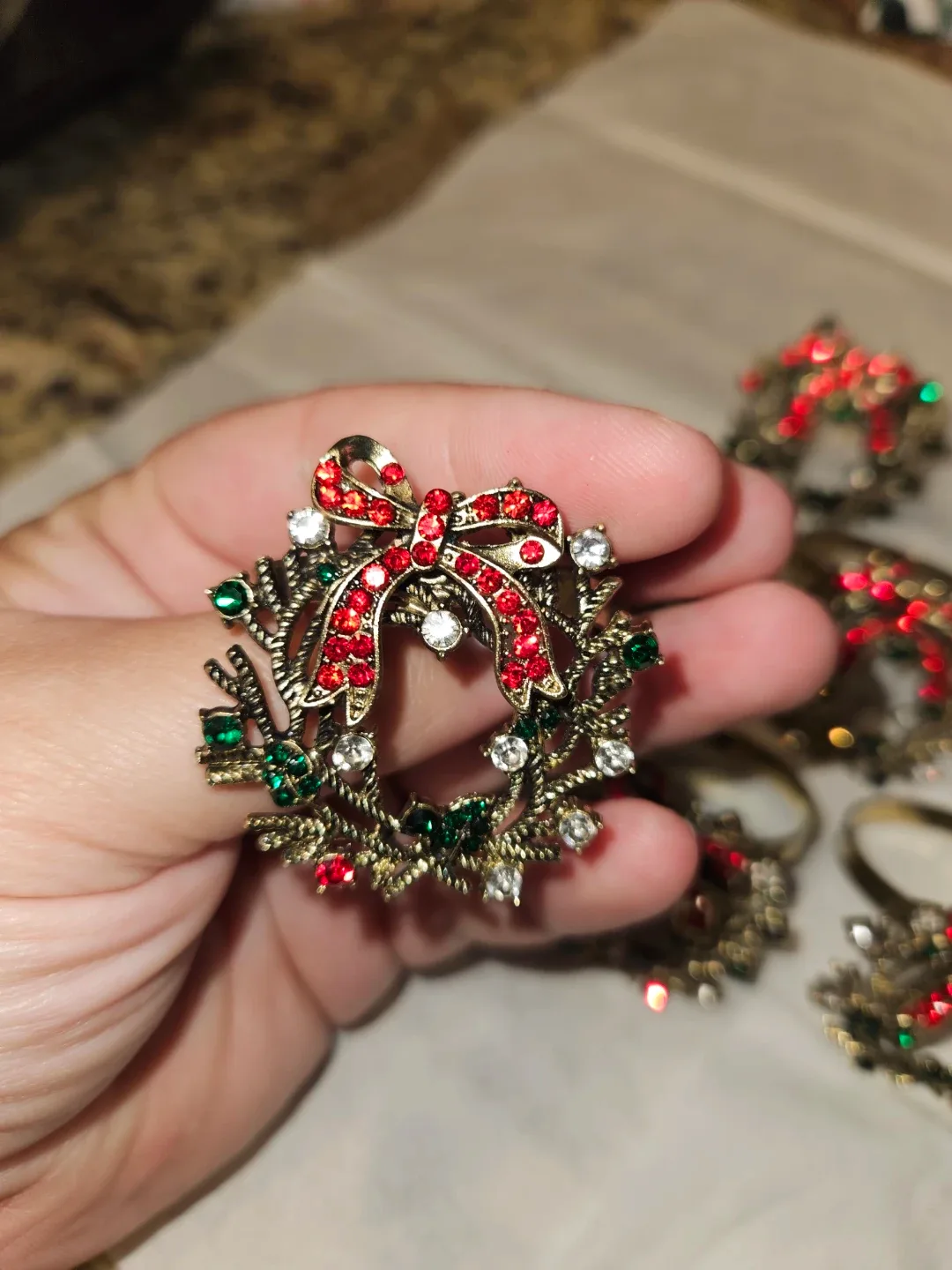 Set of 6 Christmas Wreath Napkin Rings - photo 4