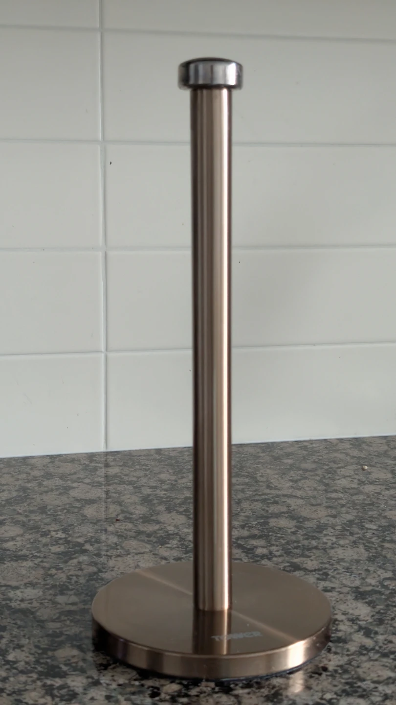 TOWER Copper Metallic Kitchen Paper Towel Holder - photo 3