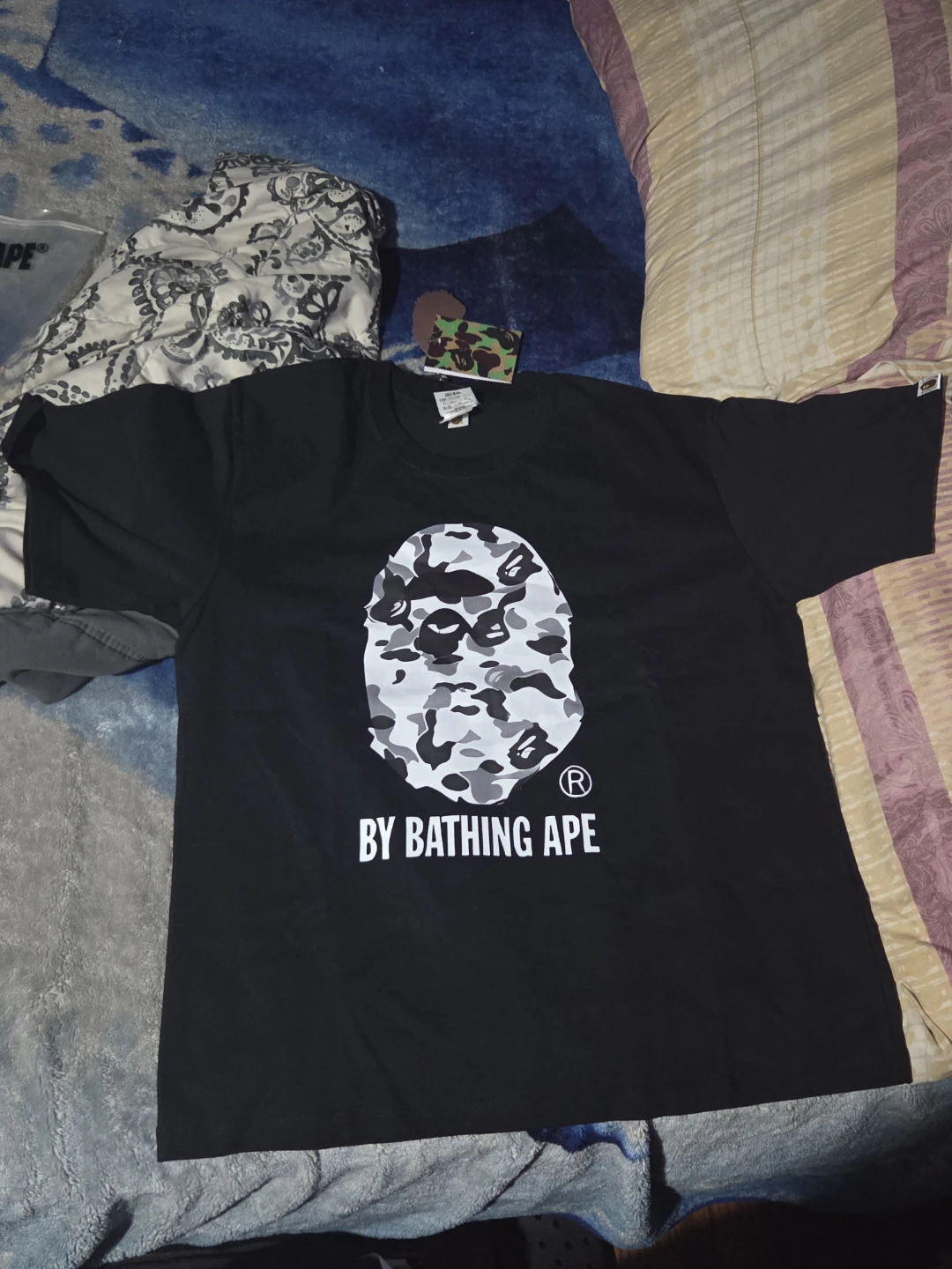 A Bathing Ape BAPE Camo Ape Head T-Shirt Size L - photo 2