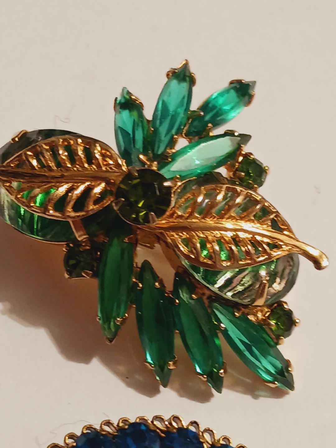 $35 each Stunning Austrian Crystal  Brooches $35 EACH - photo 4