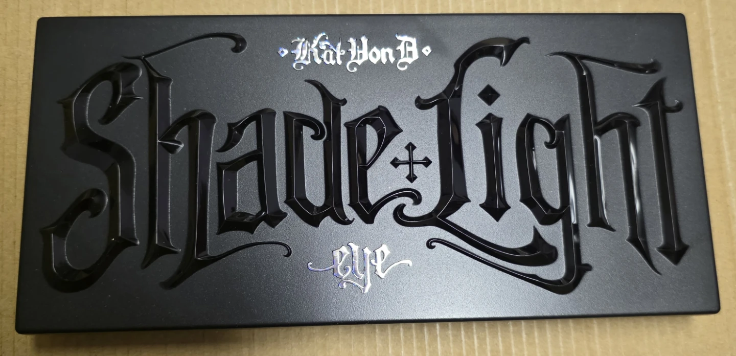 Kat Von D Shade and Light Eye Shadow Palette - Brand New - photo 3