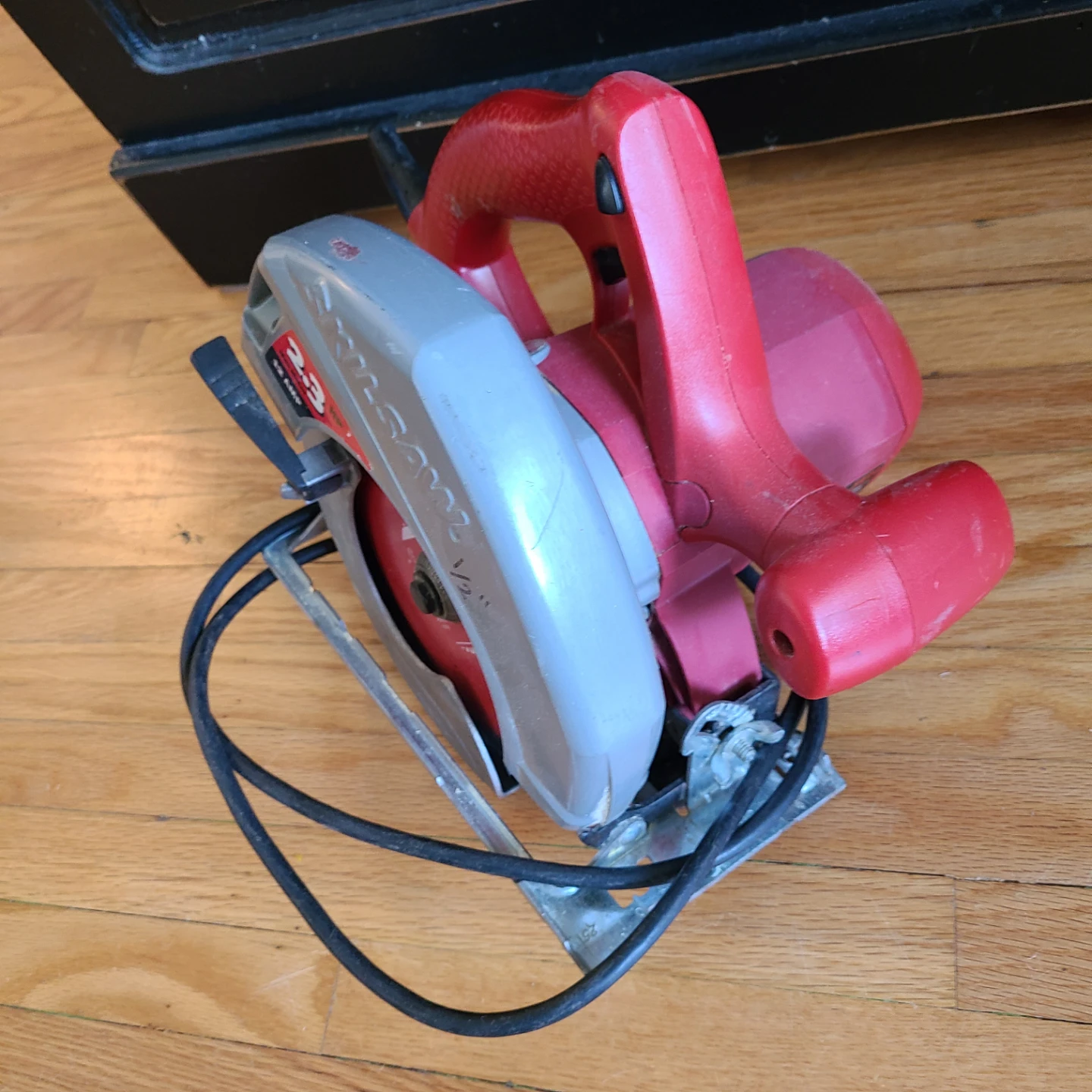 Milwaukee Skilsaw 12 Amp Circular Saw - photo 4