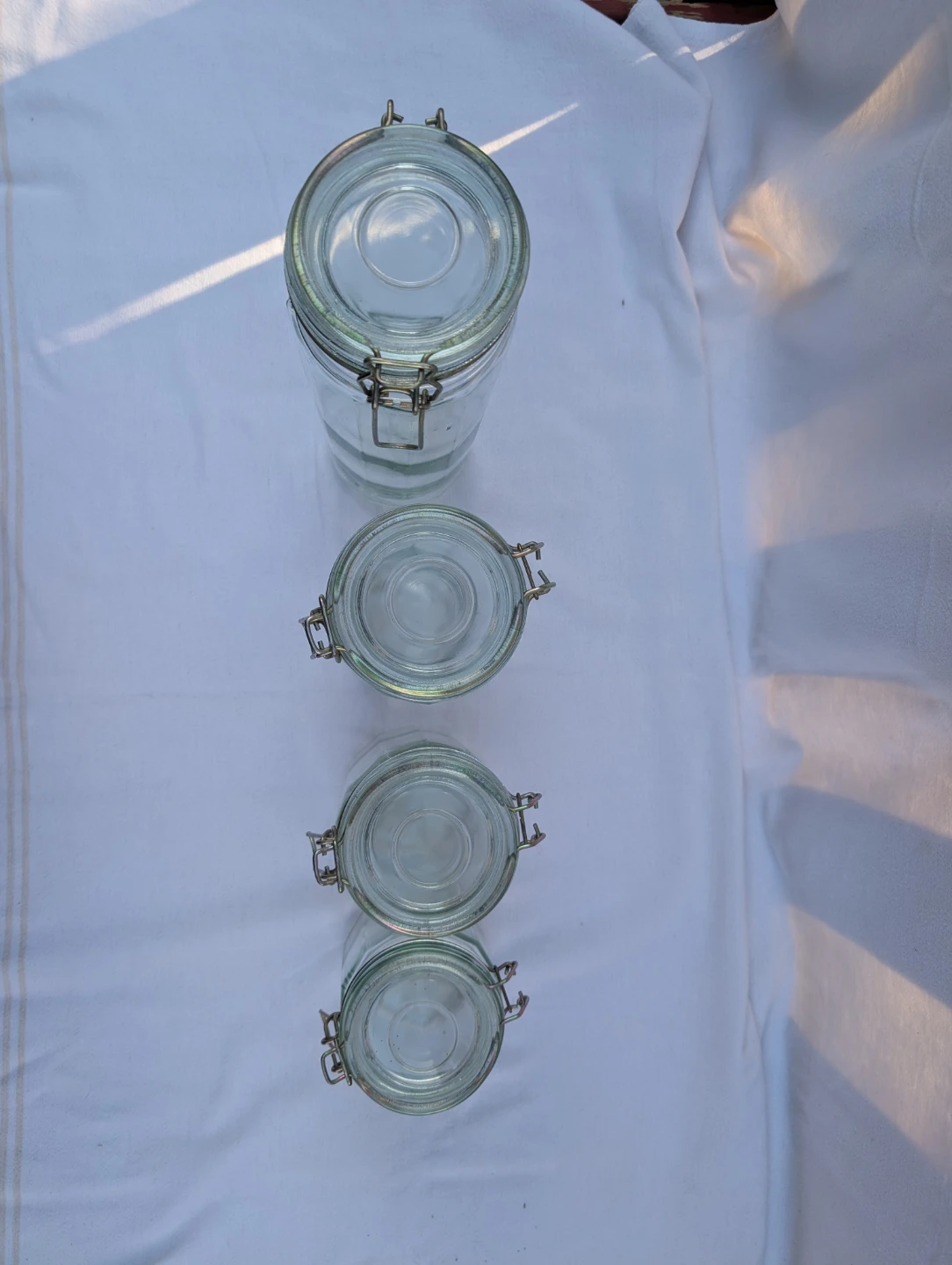 4 piece glass canister set - photo 2