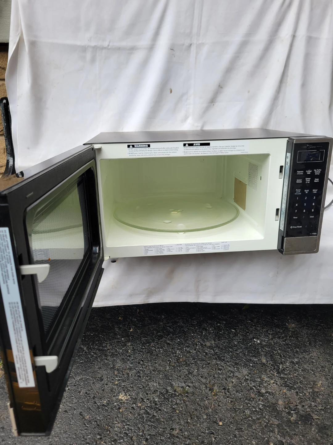 Panasonic  Cyclonic Inverter Microwave - photo 2