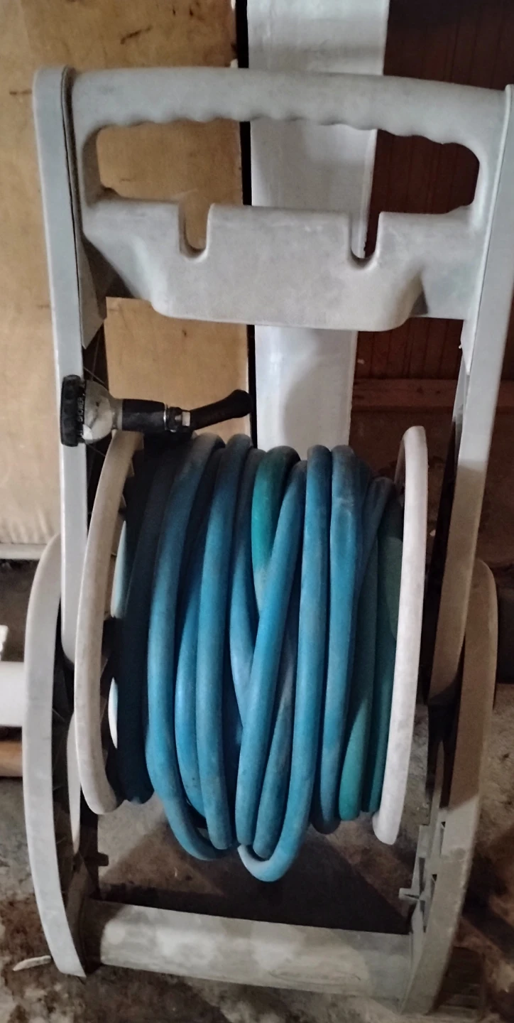 Garden Hose with Storage Reel
