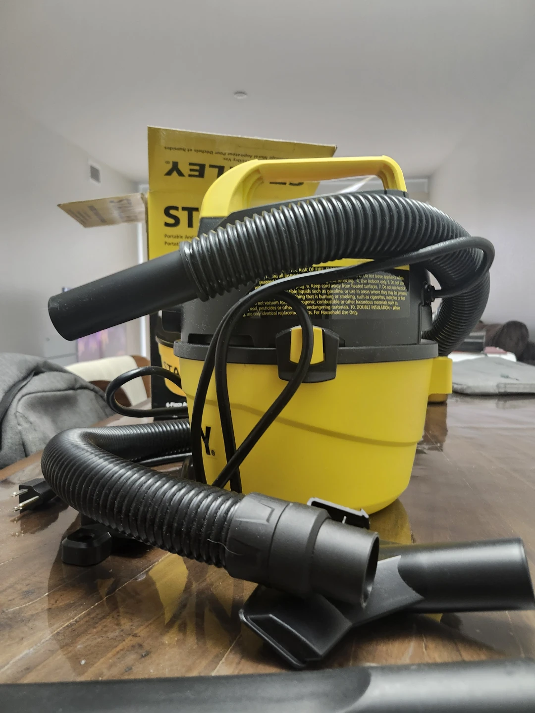 Stanley 1.0 Gallon Wet/Dry Vacuum - photo 2