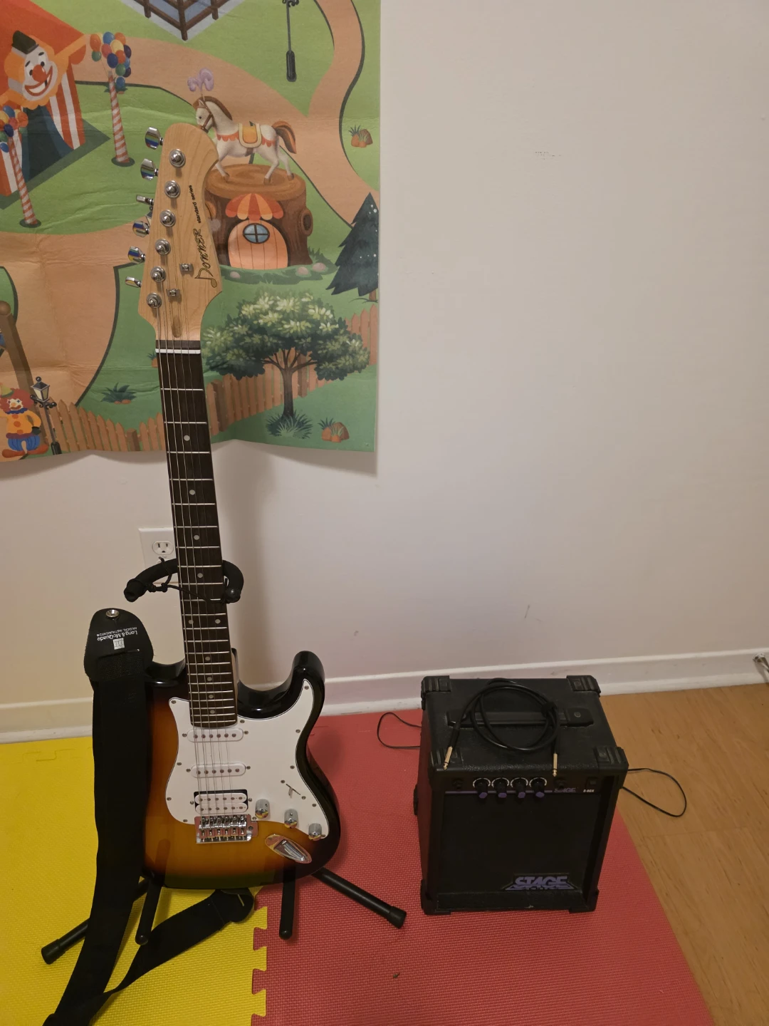 Electric guitar amp and cable