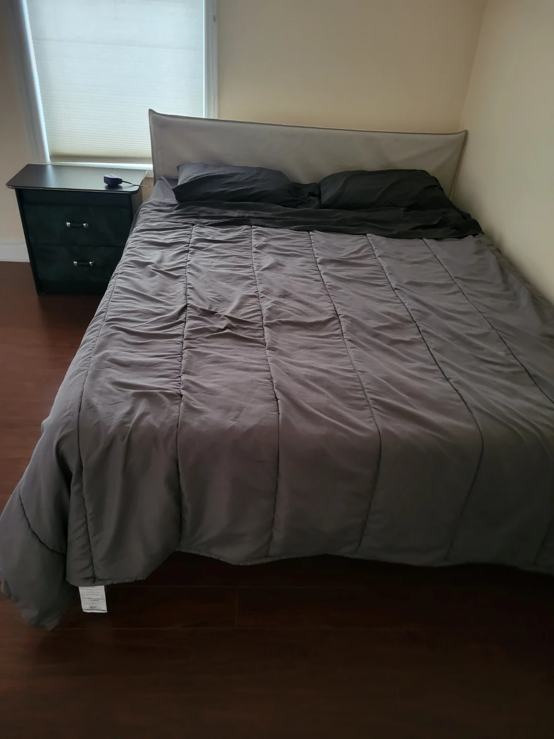 Light weight Grey Double/Queen Polyester Comforter