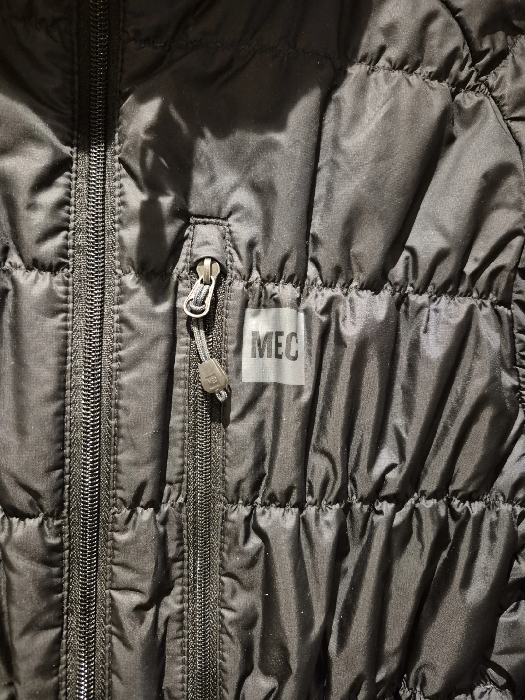 MEC Women's Puffer Jacket - Black - Size Medium - photo 2