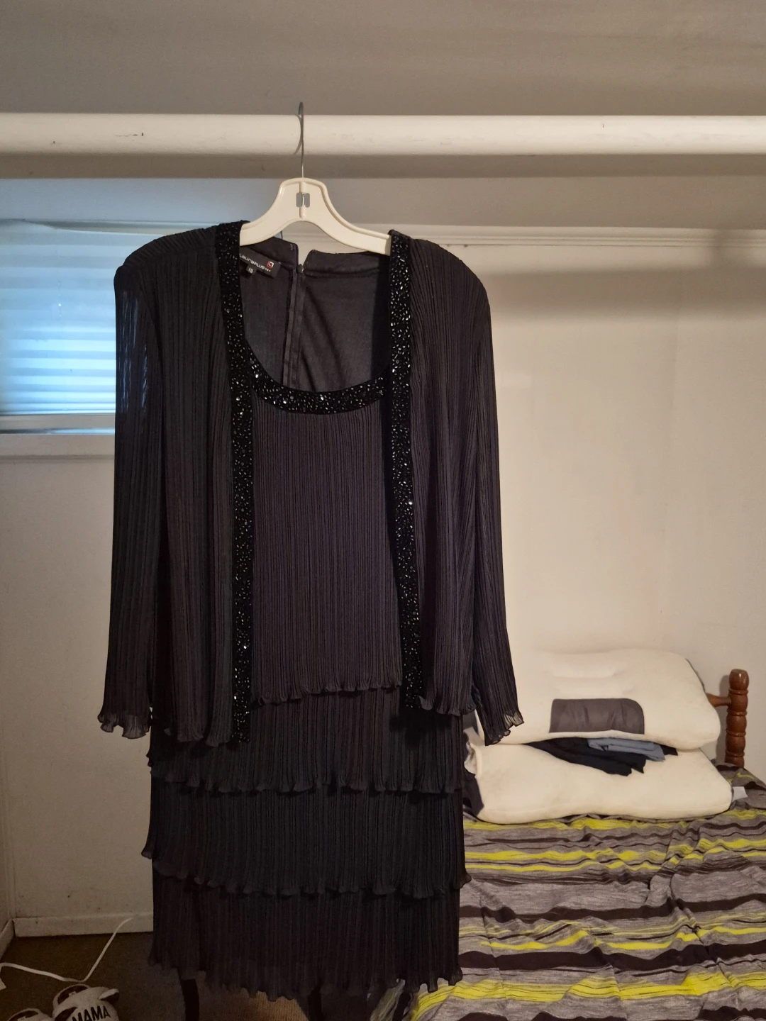 Laura Plus Black Pleated Dress Set