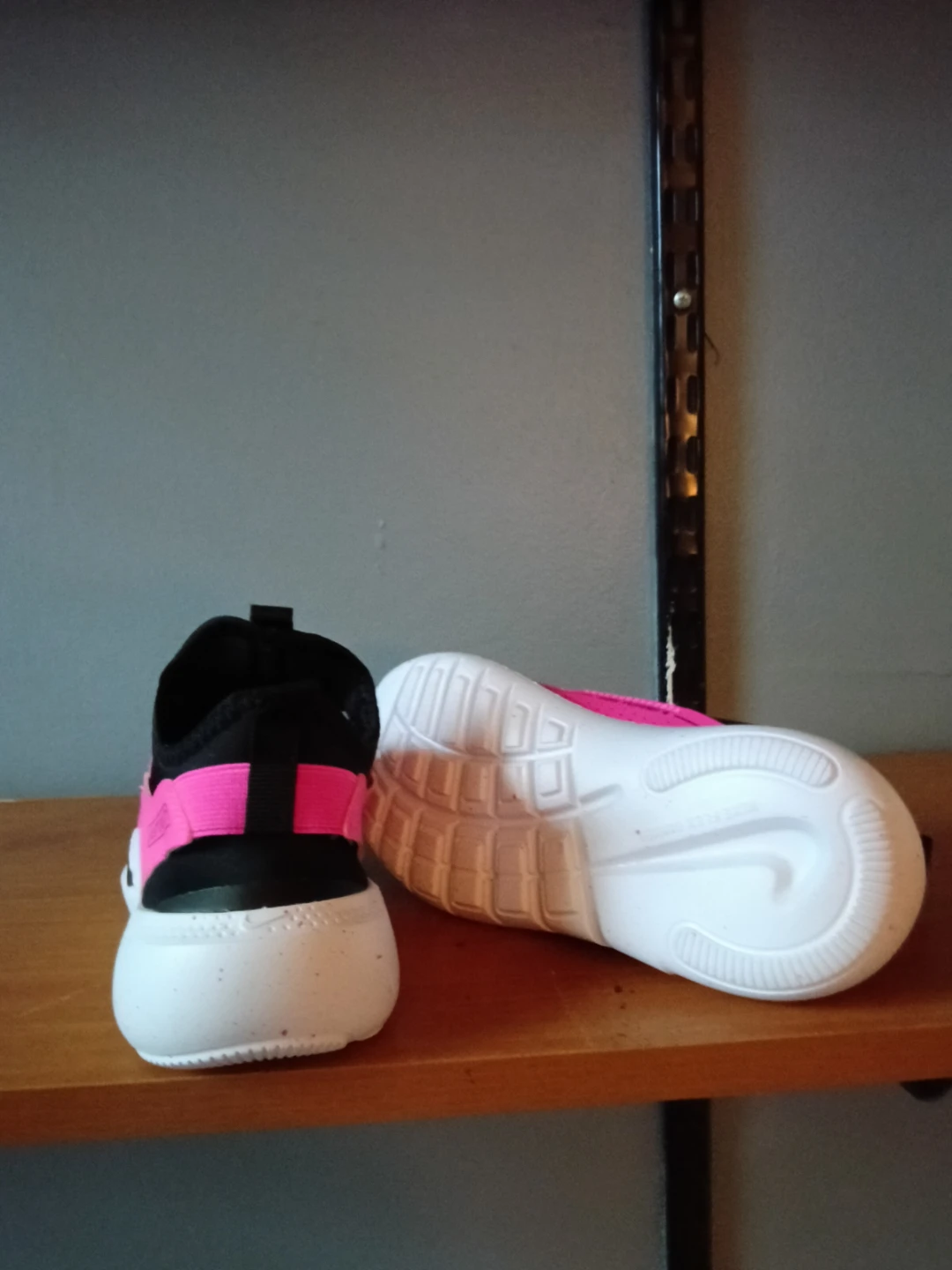 Size 2 New girls kids sneakers NIKE