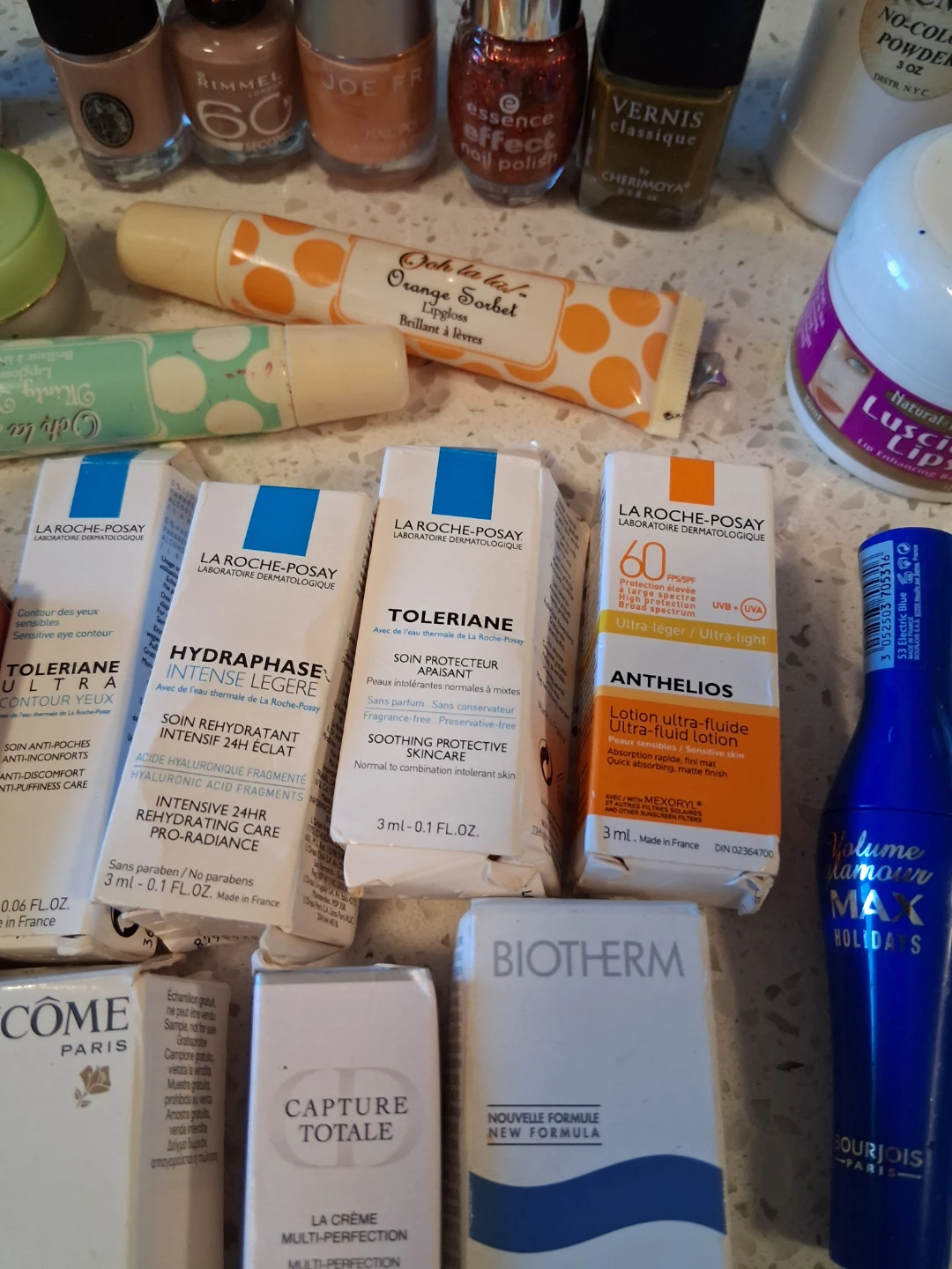 Random bag of beauty items - photo 4