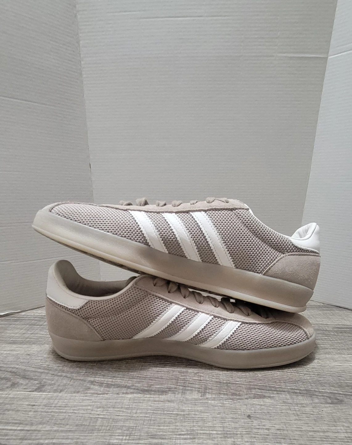 Adidas Sneakers Size 10 - photo 3
