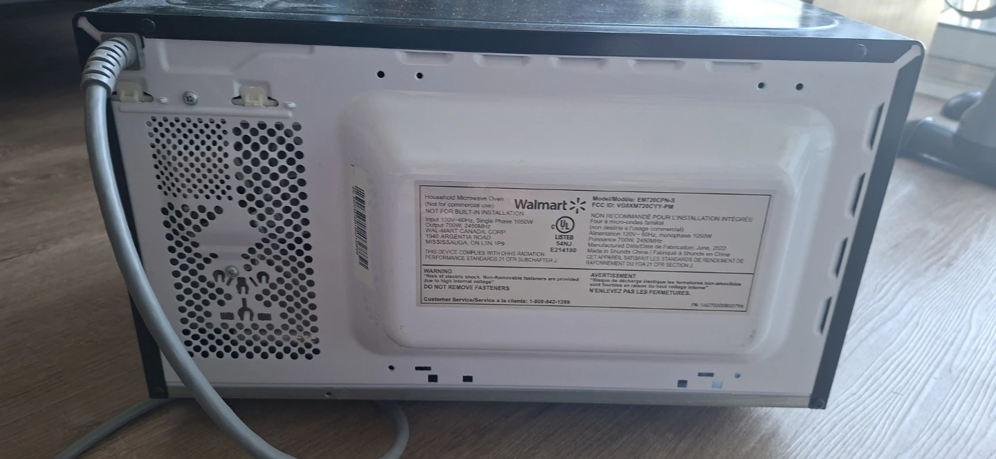 Hamilton Beach Microwave EM720CPN-S - photo 4
