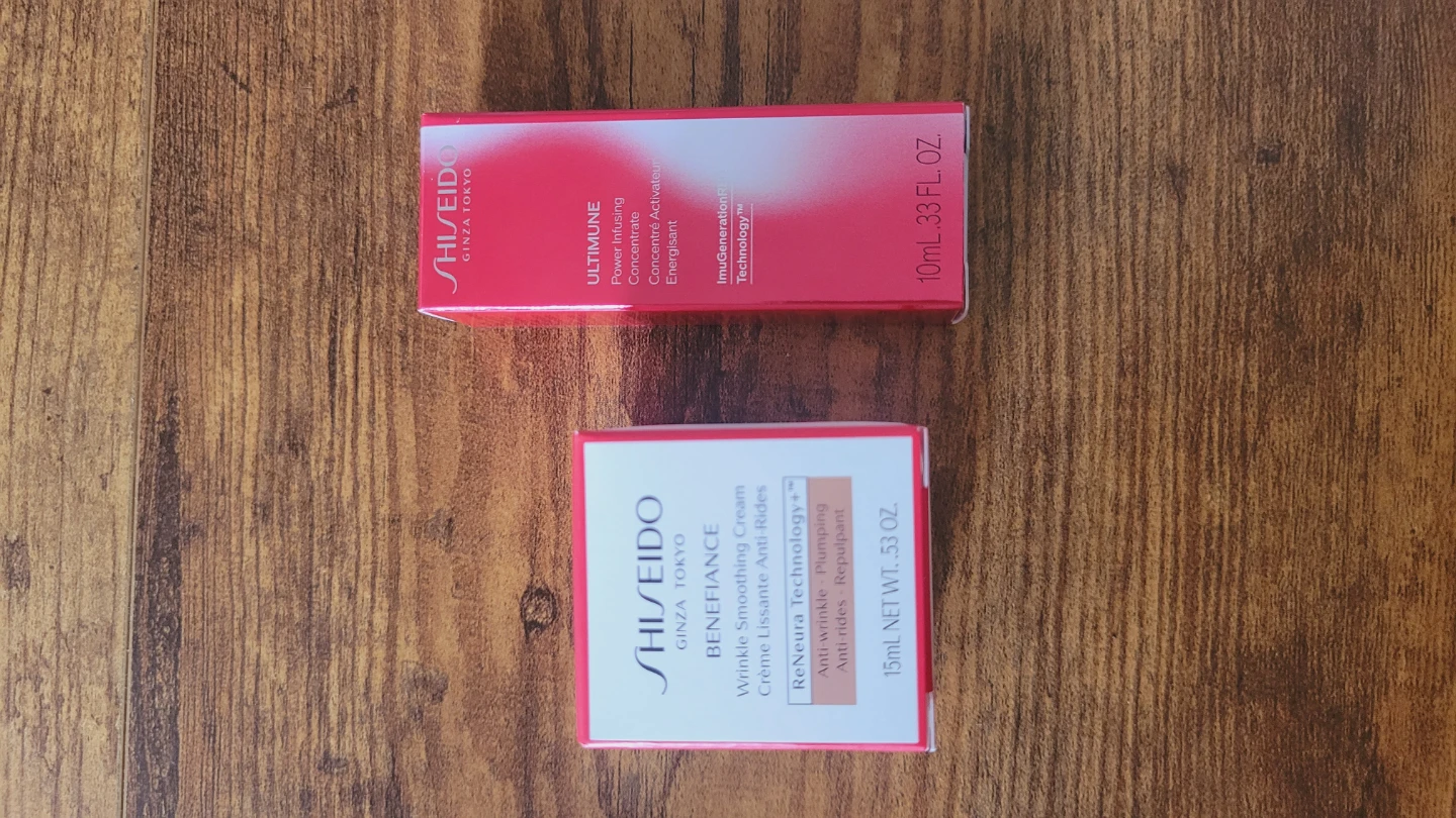Shiseido Skincare Set + Cosmetic Pouch - photo 4