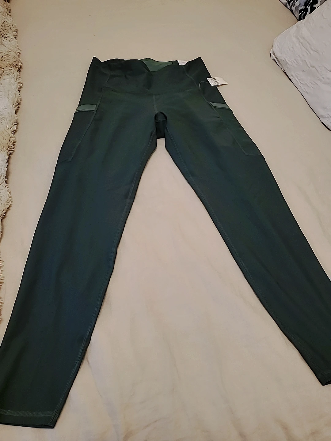Old Navy Powersoft High-Rise 7/8 Leggings, Medium