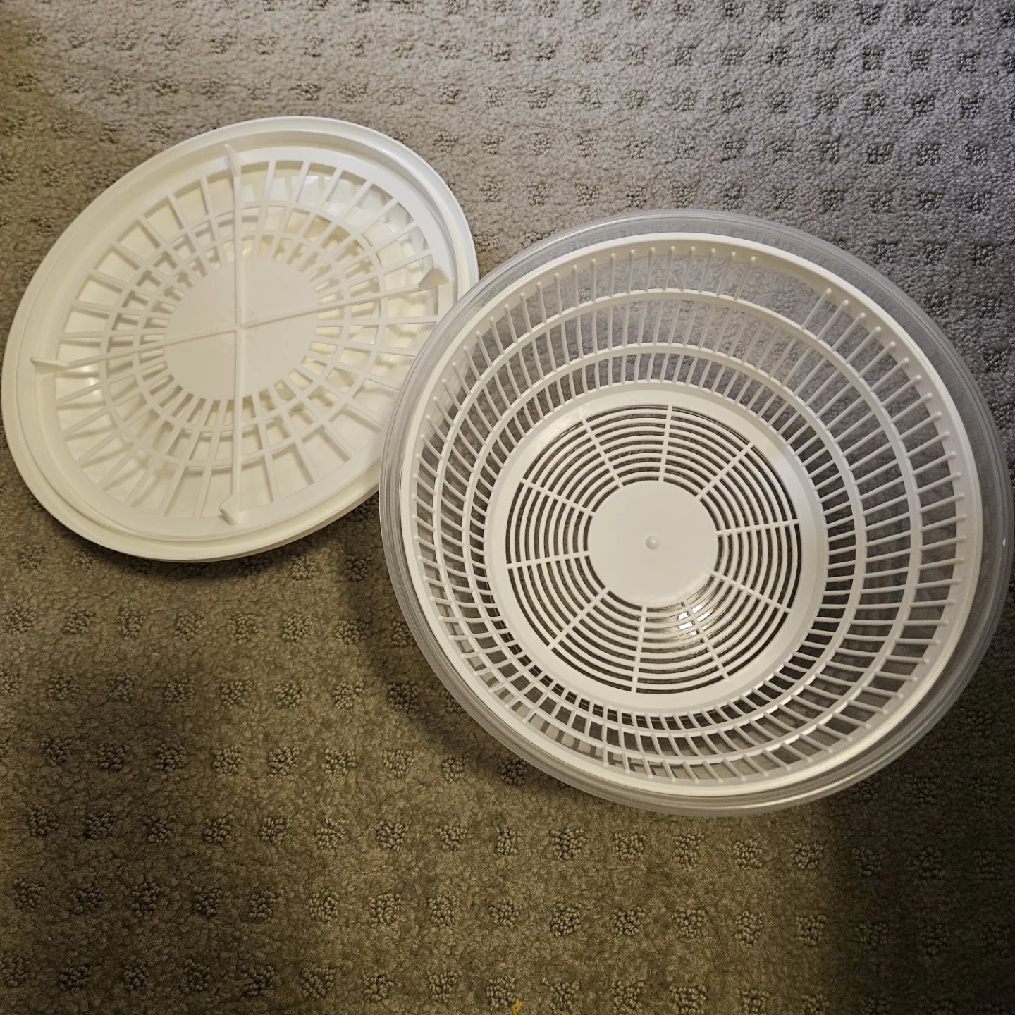 White Salad Spinner - photo 3