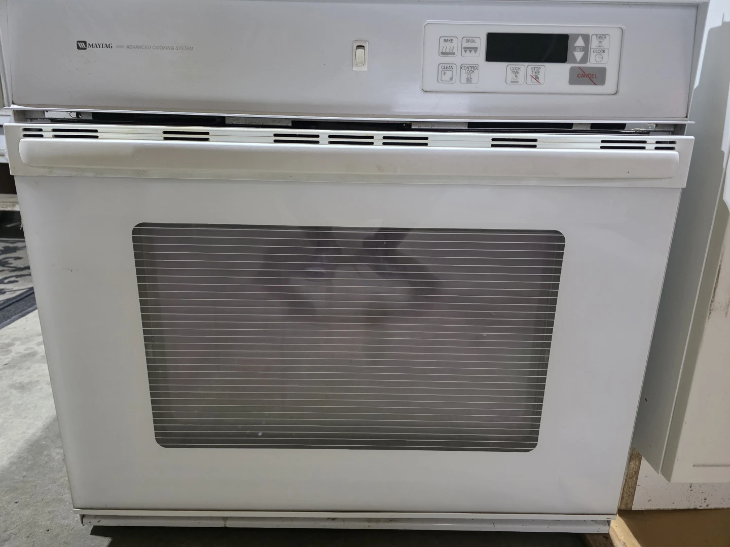 Maytag Advanced Cooking System Wall Oven - photo 3