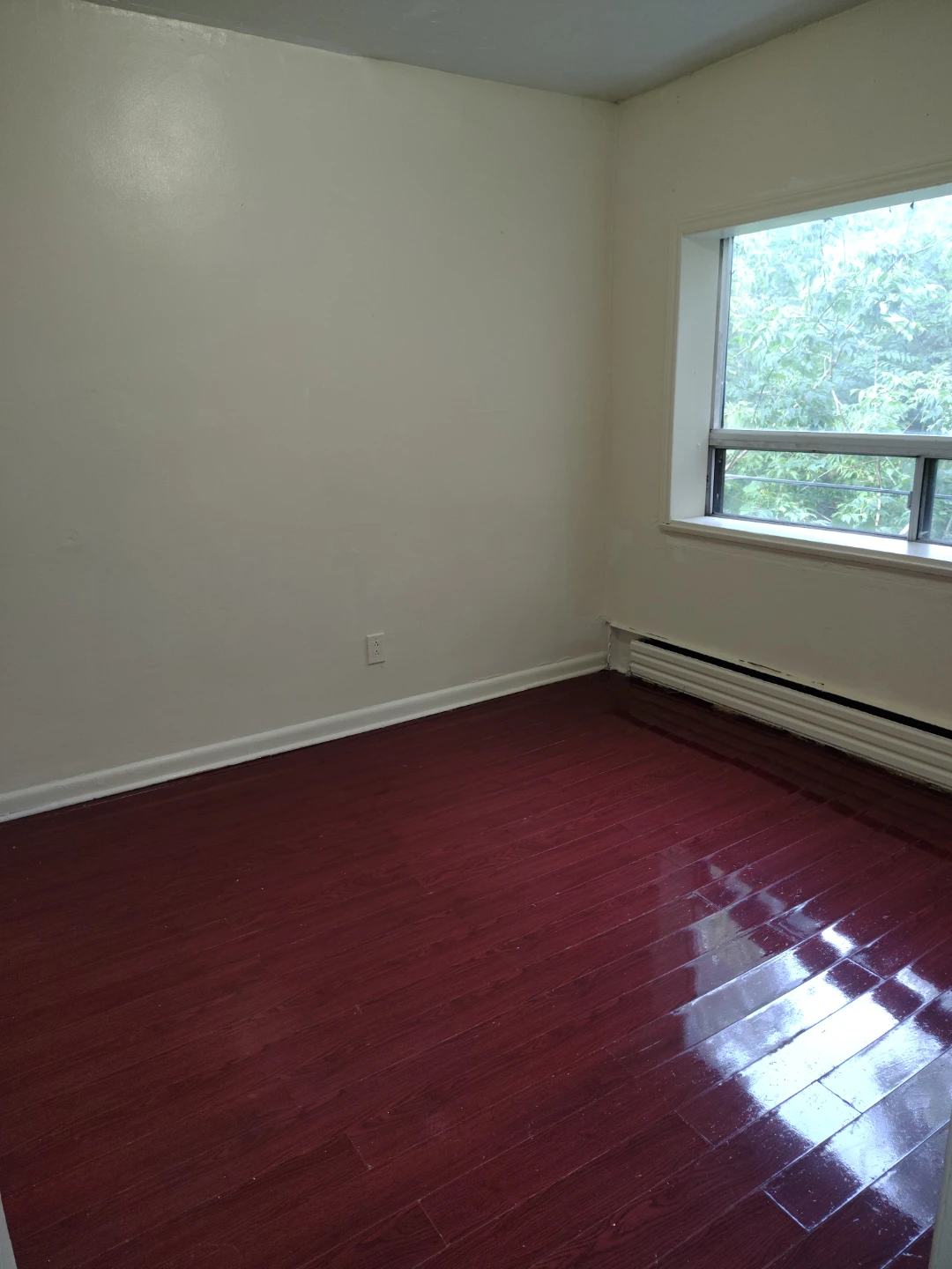 Clean and comfortable 2 bedroom apartment