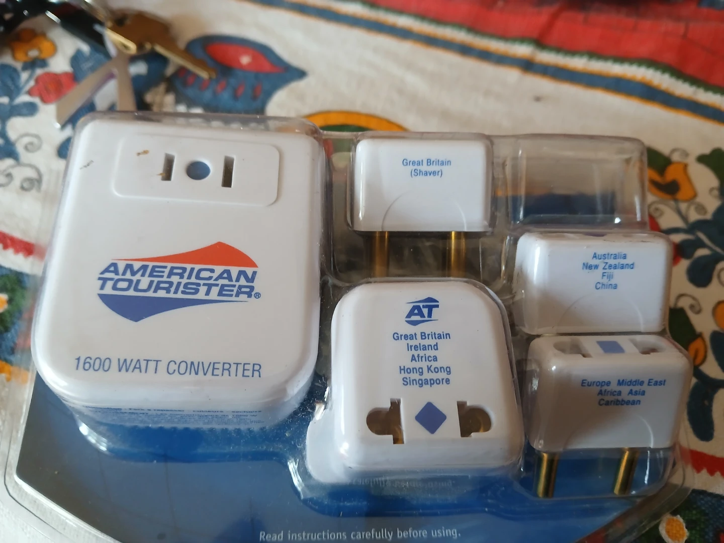 American Tourister 1600 Watt Converter Kit