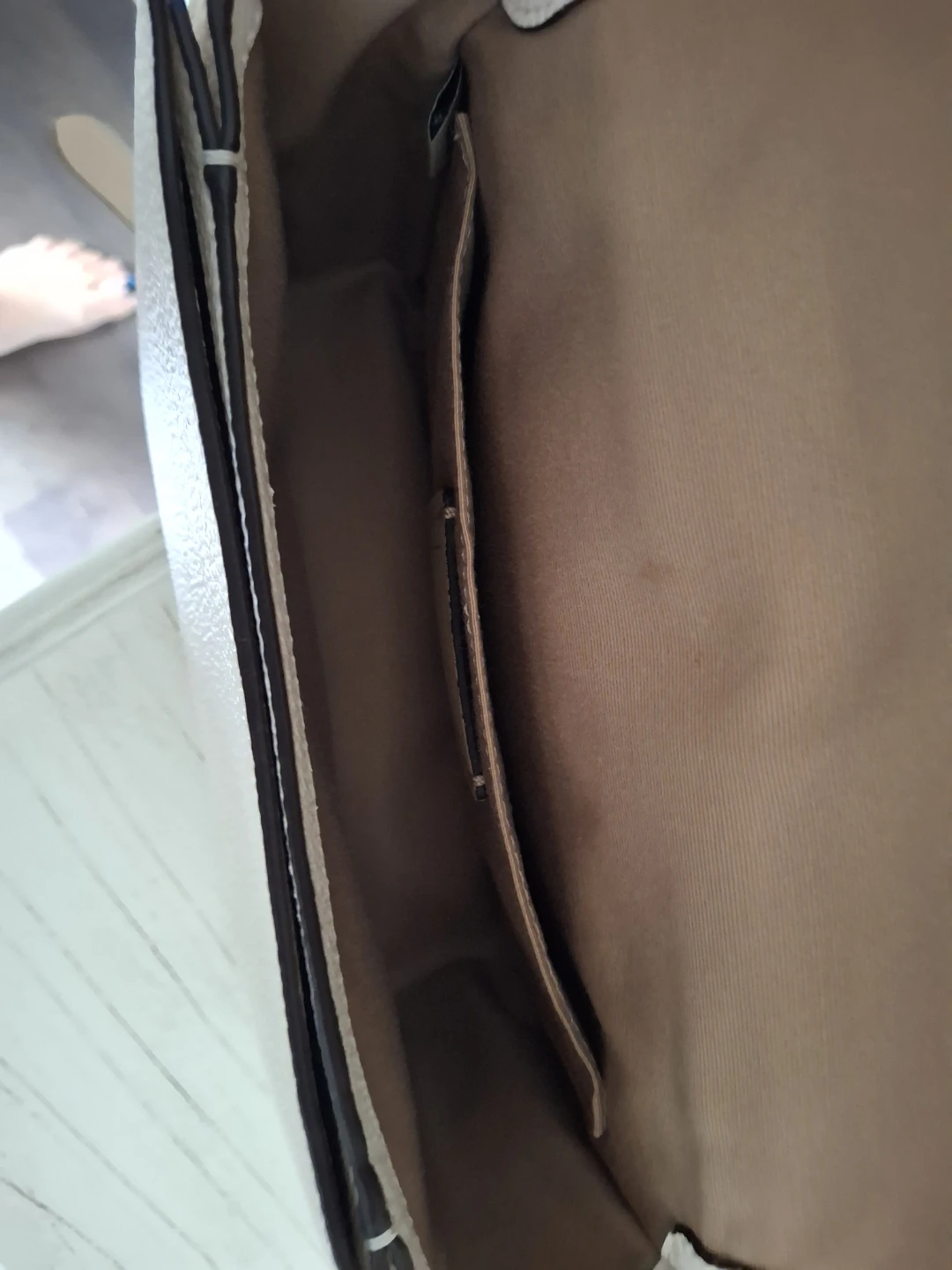 Coach off white purse with strap - photo 4