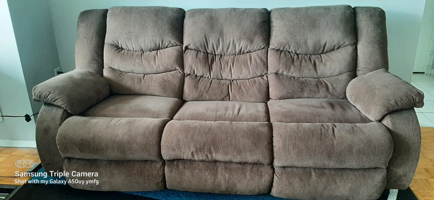 Brown reclining sofa - photo 2
