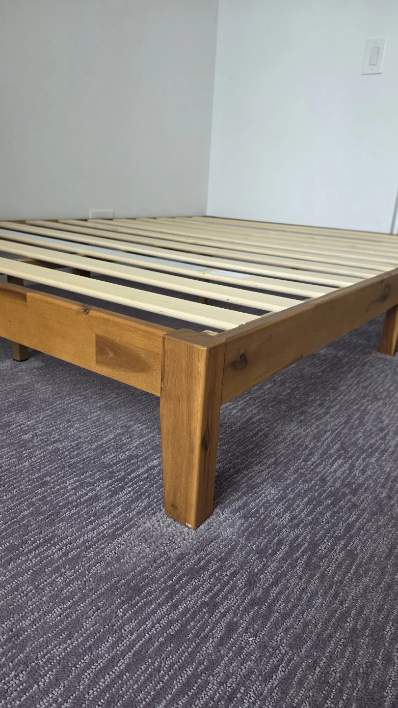 Wood bed Frame - photo 2