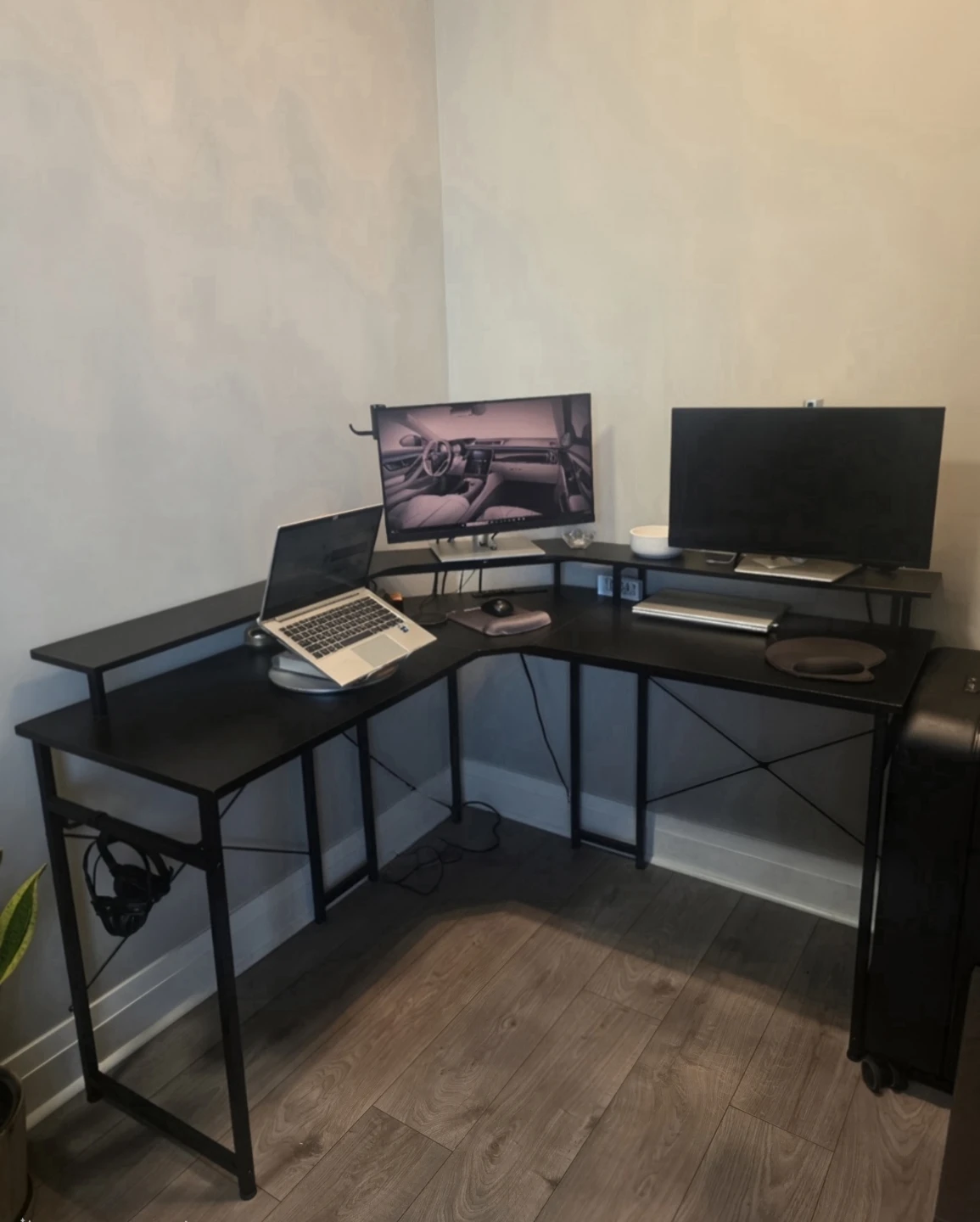 L-Shaped Corner Desk with Monitor Shelf - photo 3