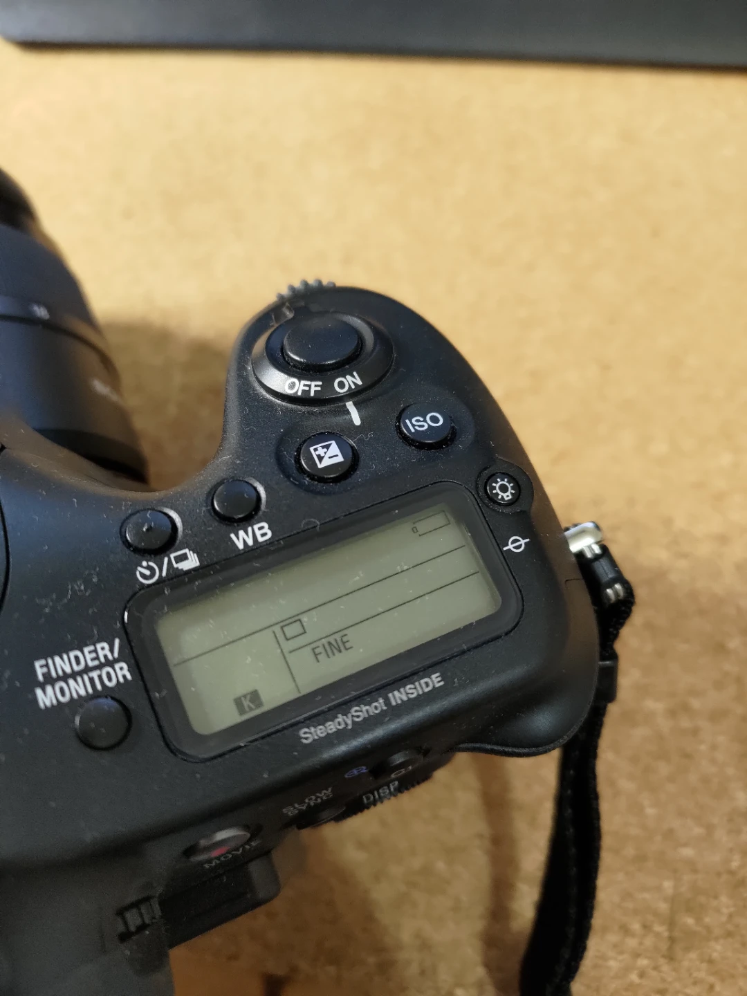 Sony Alpha a68 DSLR Camera - photo 2