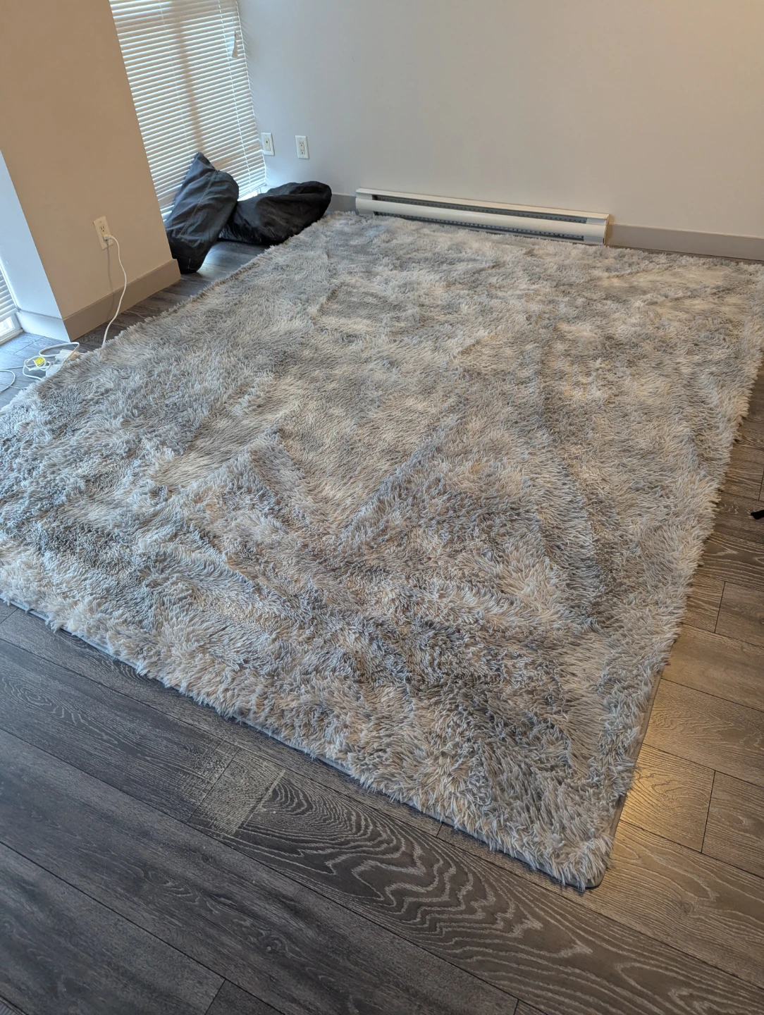 97"×122 Large grey fluffy area rug